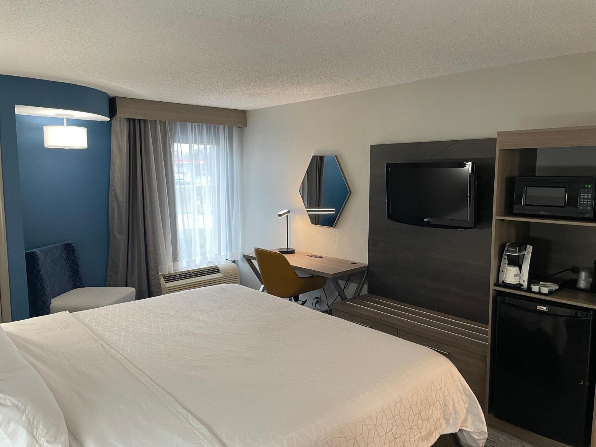 Holiday Inn Express Burlington By Ihg Eksteriør bilde