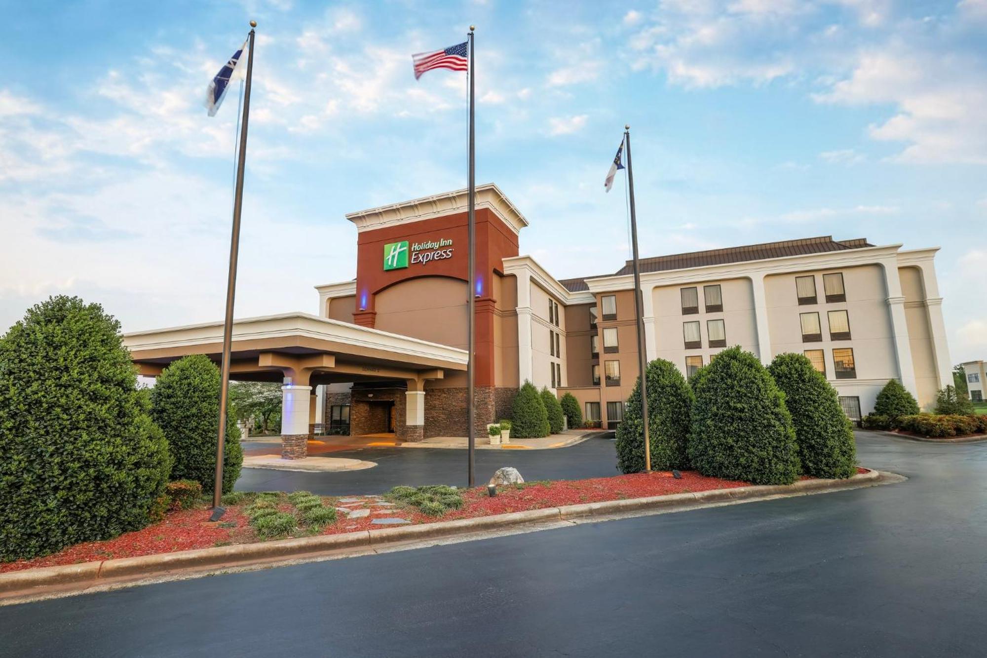 Holiday Inn Express Burlington By Ihg Eksteriør bilde