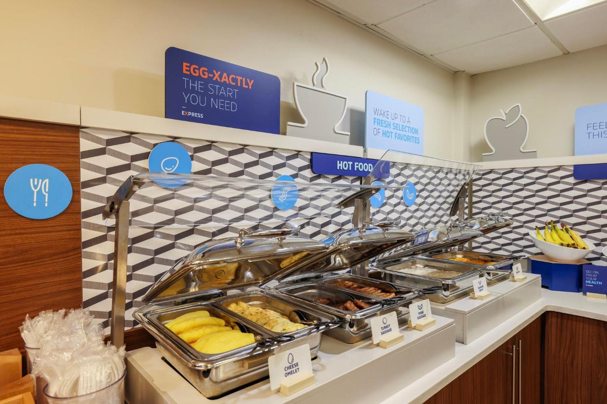 Holiday Inn Express Burlington By Ihg Eksteriør bilde