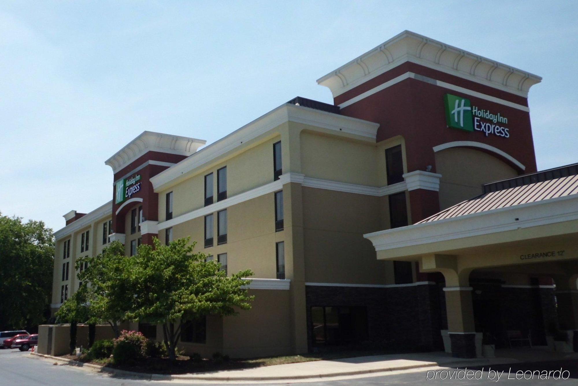 Holiday Inn Express Burlington By Ihg Eksteriør bilde