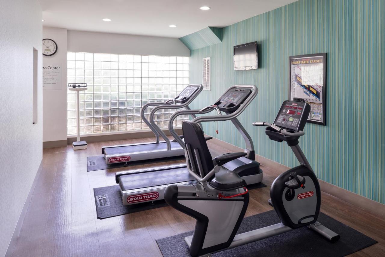 Holiday Inn Express Burlington By Ihg Eksteriør bilde